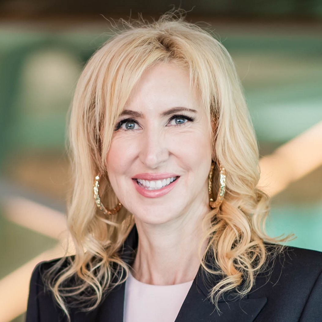 headshot of anaalisa king