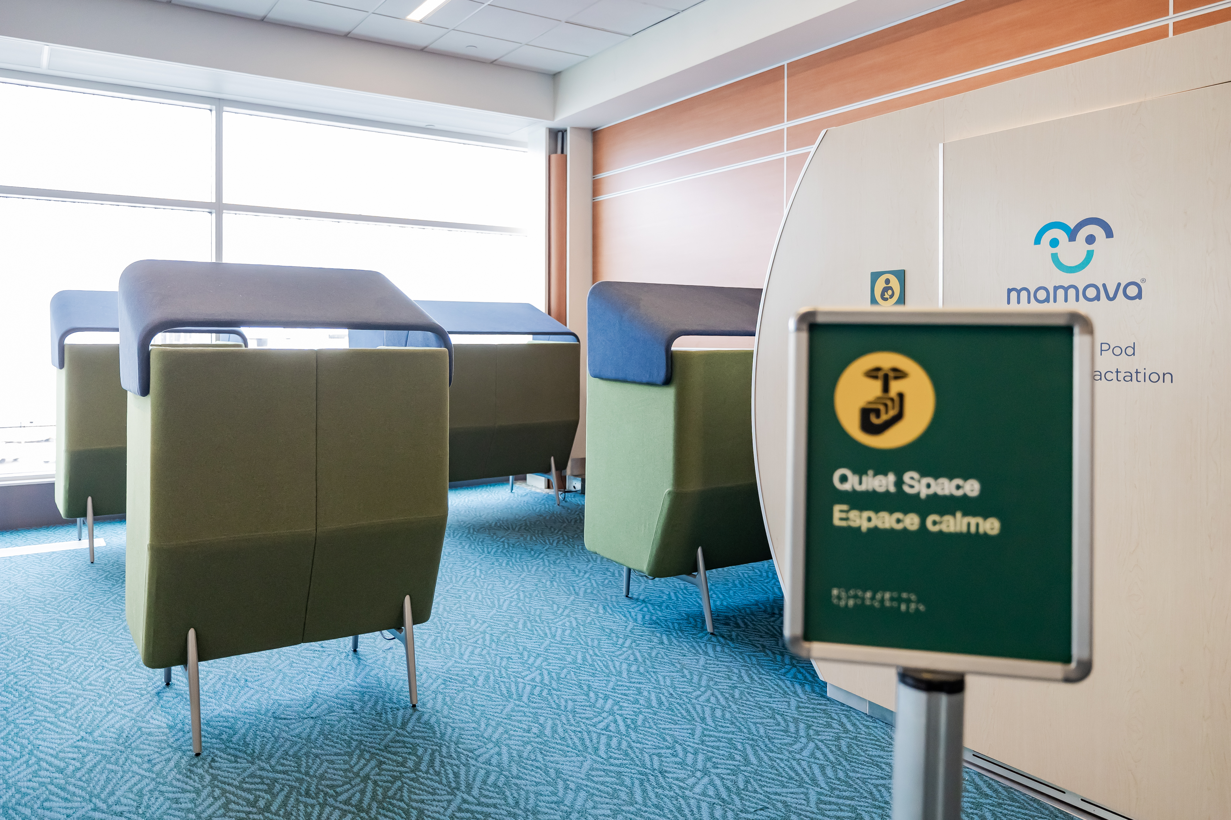photo of quiet places at yvr